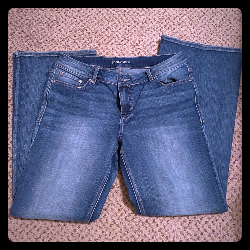 Maurices jeans